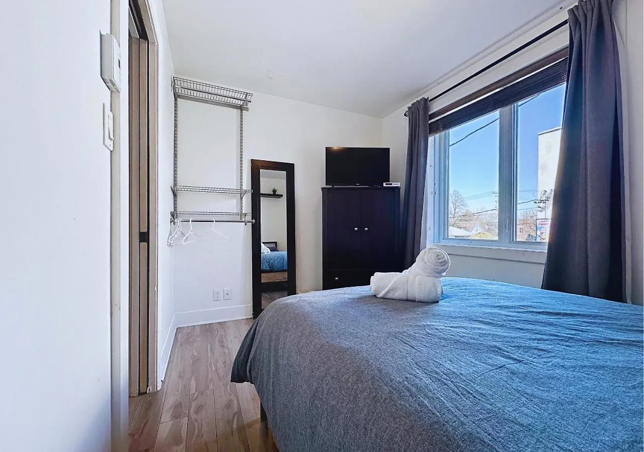 Elegant Et Cosy - 2 Chambres Bien Equipe Et Parking Gratuit Montreal