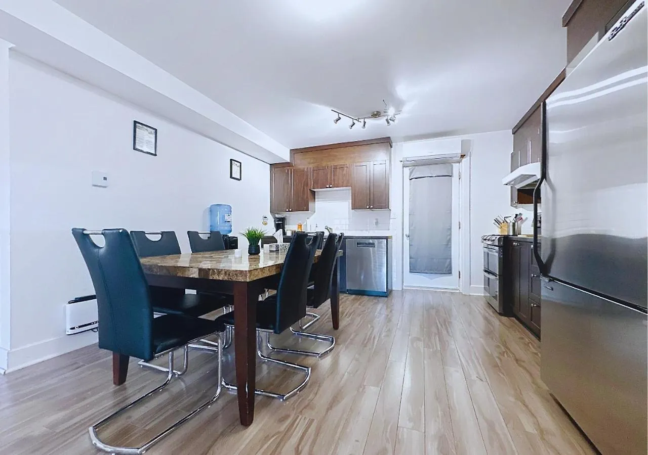 Apartment Elegant Et Cosy - 2 Chambres Bien Equipe Et Parking Gratuit Montreal