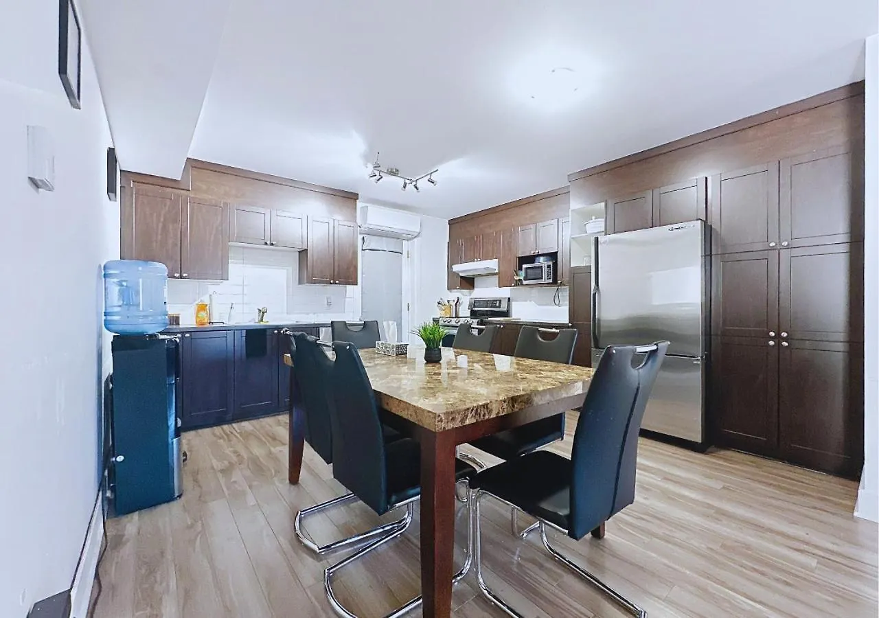Elegant Et Cosy - 2 Chambres Bien Equipe Et Parking Gratuit Montreal